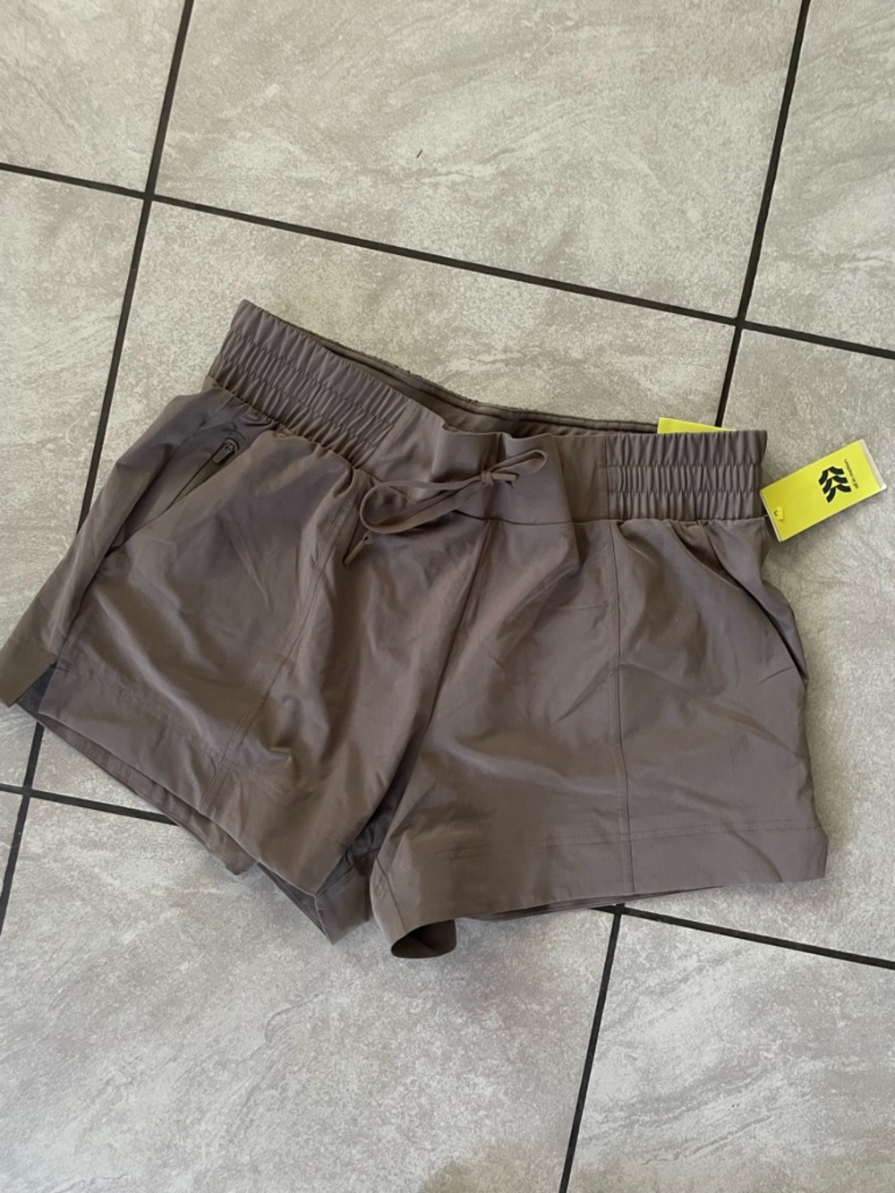 All in motion Women's Athletic Drawstring Shorts - Taupe